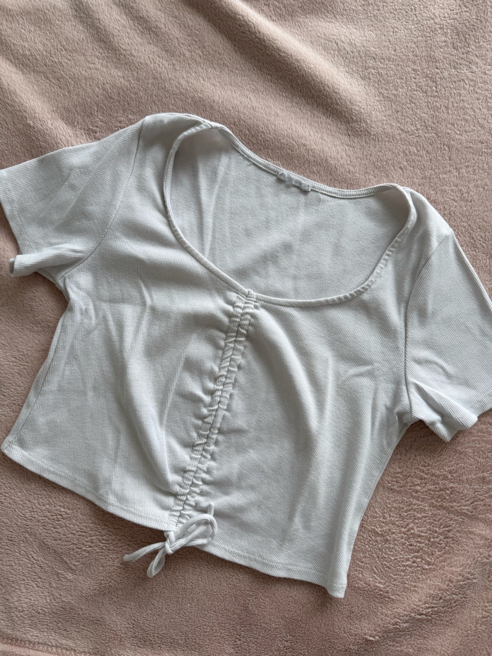 White Short Sleeve Scoop Neck Crop Top